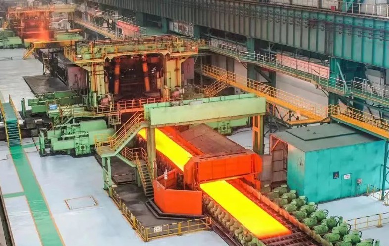�Ӹֲ�������������ԲͲ��FPSO�ؼ���λ����